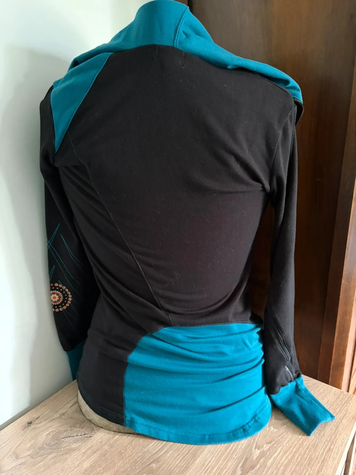 Sudadera Coline asimétrica – photo 3